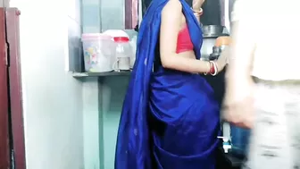 Padosi Ne Bhabi Ko Chod Diya